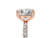 Princess Cut Diamond Brilliant Solitaire Set in Rose gold with Pavé Band and Claw Prong Setting