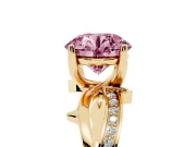 Round Twisted Pavé Engagement Ring Setting for a Fancy Pink Lab-Grown Diamond | Pavé and Plain Strands | Yellow Gold