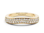 Round Diamond Pavé Contour Band Set in Yellow gold