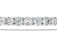 Round Diamond Continuous Line Tennis Bracelet Set in White gold with Prong-Set Stones