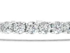 Round Diamond Prong-Set Tennis Bracelet Set in White gold with Box Clasp