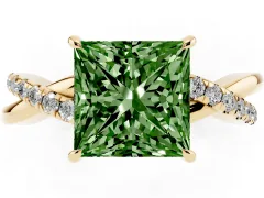 Fancy Green Princess Cut Diamond Twisted Pavé Band Ring Set in Yellow gold with Prong Setting