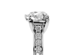 Heart Cut Diamond Solitaire Pavé Engagement Ring Set in White gold with Prong Setting