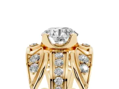 Round Cut Diamond Art Deco Ring Set in Yellow gold with Pavé Split Shank
