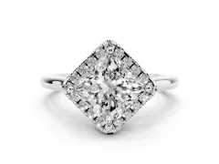 Princess Cut Diamond Halo Engagement Ring Set in White gold with Pavé Band and Rising Shoulders