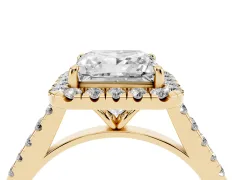 Princess Cut Diamond Halo Pavé Engagement Ring Set in Yellow gold with Prong Setting