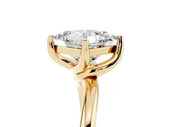 Princess Cut Diamond Solitaire Engagement Ring Set in Yellow gold with Classic Plain Band