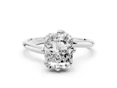 Radiant Cut Diamond Solitaire Engagement Ring Set in Silver with Classic Plain Band