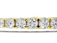 Round Diamond Four-Prong Tennis Bracelet Set in Yellow gold