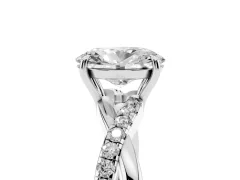 Oval Cut Diamond Twisted Pavé Band Ring Set in Platinum with Prong Setting