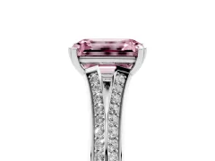Fancy Pink Emerald Cut Diamond Split Shank Pavé Engagement Ring Set in White gold with Prong-Set Center Stone