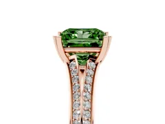 Fancy Green Princess Cut Diamond Split Shank Pavé Engagement Ring Set in Rose gold with Prong-Set Center Stone