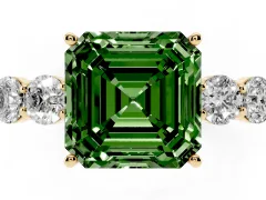 Fancy Green Asscher Cut Diamond Five-Stone Prong Set Band Ring Set in Yellow gold with Polished Band