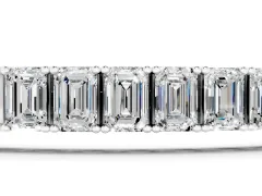Emerald Cut Diamond Tennis Bracelet Set in White gold with Four-Prong Setting