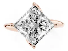 Princess Cut Diamond Solitaire Engagement Ring Set in Rose gold with Classic Plain Band