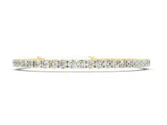 Round Cut Diamond Tennis Bracelet Set in Yellow gold with Four-Prong Setting