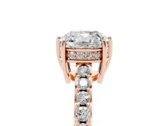 Cushion Cut Diamond Solitaire Engagement Ring Set in Rose gold with Pavé Band and Prong Setting