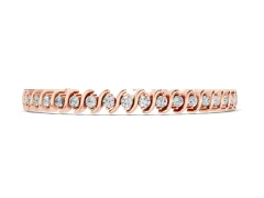 Round Brilliant Diamond Channel Tennis Bracelet Set in Rose gold with S-Shaped Prongs