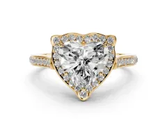 Heart Cut Diamond Halo Ring Set in Yellow gold with Pavé-Lined Shoulders and Prong Setting