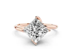 Princess Cut Diamond Solitaire Engagement Ring Set in Rose gold with Classic Plain Band