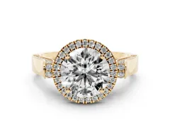 Round Cut Diamond Halo Ring Set in Yellow gold with Pavé-Lined Split Shank Band