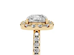 Cushion Cut Diamond Pavé Halo Ring Set in Yellow gold with Prong Setting