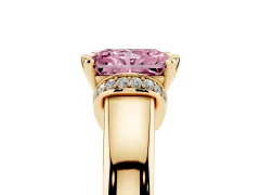 Fancy Pink Radiant Cut Diamond Pavé Band Solitaire Ring Set in Yellow gold with Prong Setting
