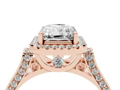 Radiant Cut Diamond Halo Ring Set in Rose gold with Pavé-Lined Split Shank Band