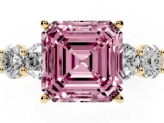 Fancy Pink Asscher Cut Diamond Five-Stone Prong Set Ring Set in Yellow gold with Classic Band