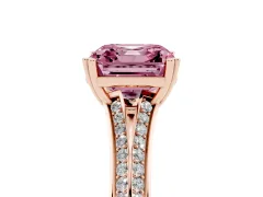 Fancy Pink Asscher Cut Diamond Split Shank Pavé Engagement Ring Set in Rose gold with Prong-Set Center Stone