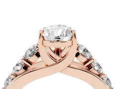 Pear Cut Diamond Pavé Engagement Ring Set in Rose gold with Prong Setting