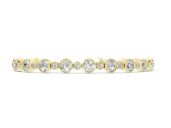 Round Diamond Bezel-Set Flexible Tennis Bracelet Set in Yellow gold with Box Clasp