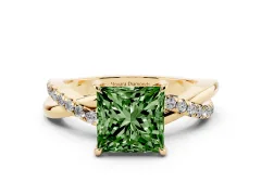 Fancy Green Princess Cut Diamond Twisted Pavé Band Ring Set in Yellow gold with Prong Setting
