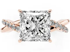 Princess Cut Diamond Twisted Pavé Band Ring Set in Rose gold with Prong Setting
