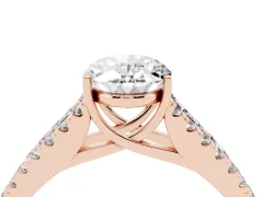 Oval Cut Diamond Split Shank Pavé Engagement Ring Set in Rose gold with Prong-Held Center Stone