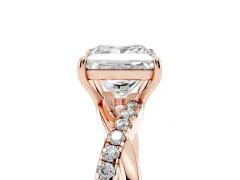 Princess Cut Diamond Twisted Pavé Band Ring Set in Rose gold with Prong Setting