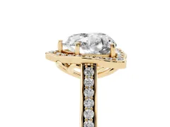 Heart Cut Diamond Halo Ring Set in Yellow gold with Pavé-Lined Shoulders and Prong Setting