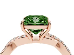 Fancy Green Princess Cut Diamond Twisted Pavé Band Ring Set in Rose gold with Prong Setting
