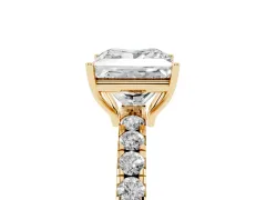 Princess Cut Diamond Pavé Solitaire Engagement Ring Set in Yellow gold with Prong Setting