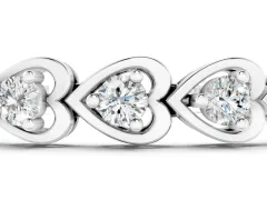 Round Cut Diamond Heart Link Tennis Bracelet Set in White gold with Bezel Setting