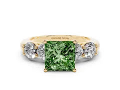 Fancy Green Princess Cut Diamond Five-Stone Prong Set Ring Set in Yellow gold with Classic Band