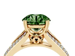 Fancy Green Round Cut Diamond Split Shank Pavé Engagement Ring Set in Yellow gold with Prong-Set Center Stone