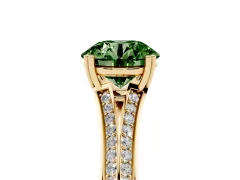 Fancy Green Round Cut Diamond Split Shank Pavé Engagement Ring Set in Yellow gold with Prong-Set Center Stone