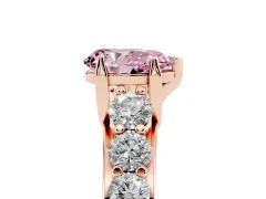 Fancy Pink Pear Cut Diamond Pavé Engagement Ring Set in Rose gold with Prong Setting