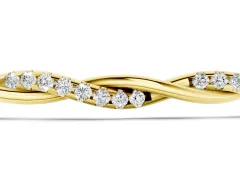Round Cut Diamond Twisted Cable Chain Bracelet Set in Yellow gold with Bezel Setting