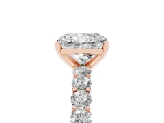 Radiant Cut Diamond Solitaire Ring Set in Rose gold with Shared Prong Pavé Band