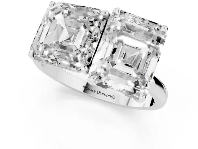 Asscher Cut and Emerald Cut Toi Moi Ring Set in White gold with Prong Setting – second view