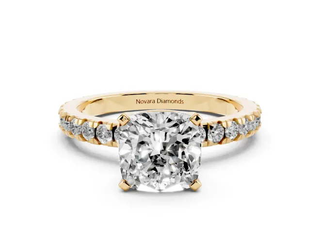 Cushion Cut Diamond Pavé Band Solitaire Set in Yellow gold with Prong Setting