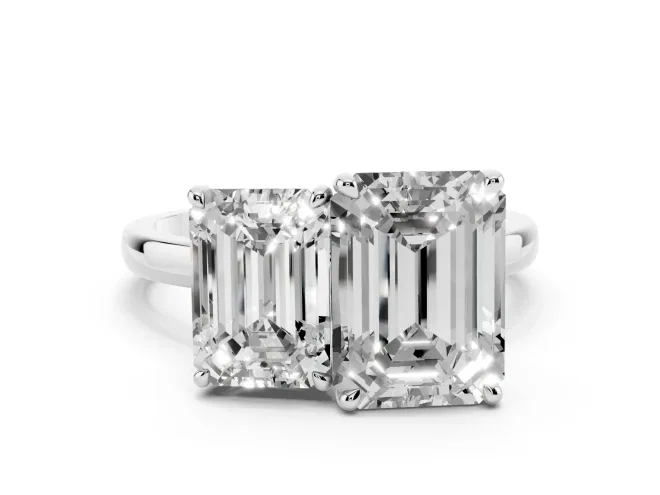Emerald Cut and Emerald Cut Toi Moi Ring Set in White gold with Prong Setting