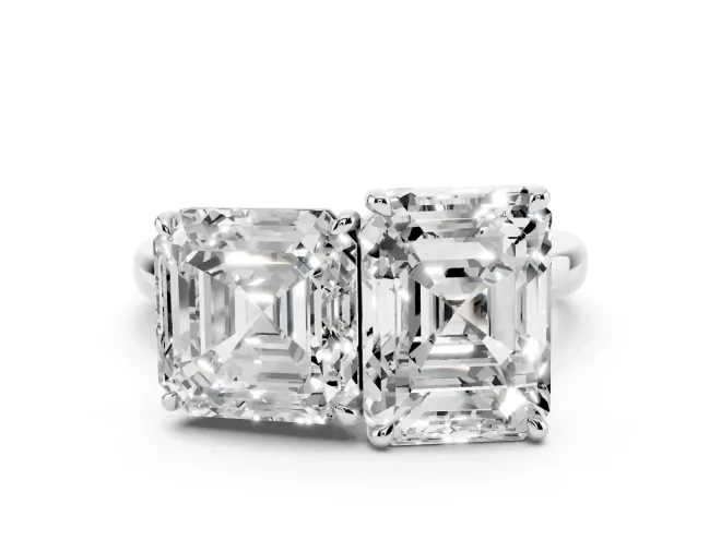 Asscher Cut and Emerald Cut Toi Moi Ring Set in White gold with Prong Setting